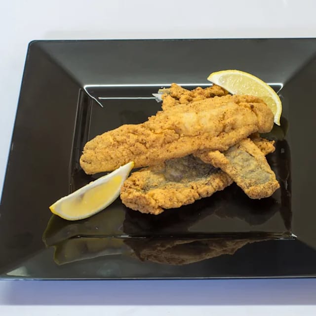 22 Pcs Whiting.
